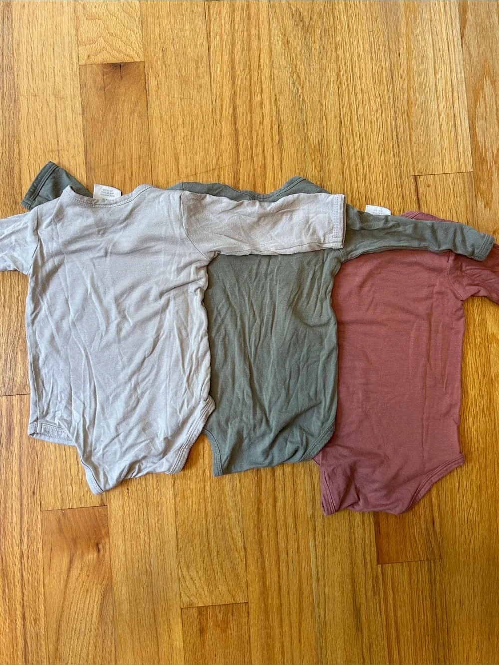 kate quinn long sleeved onesie bundle 6-12 months